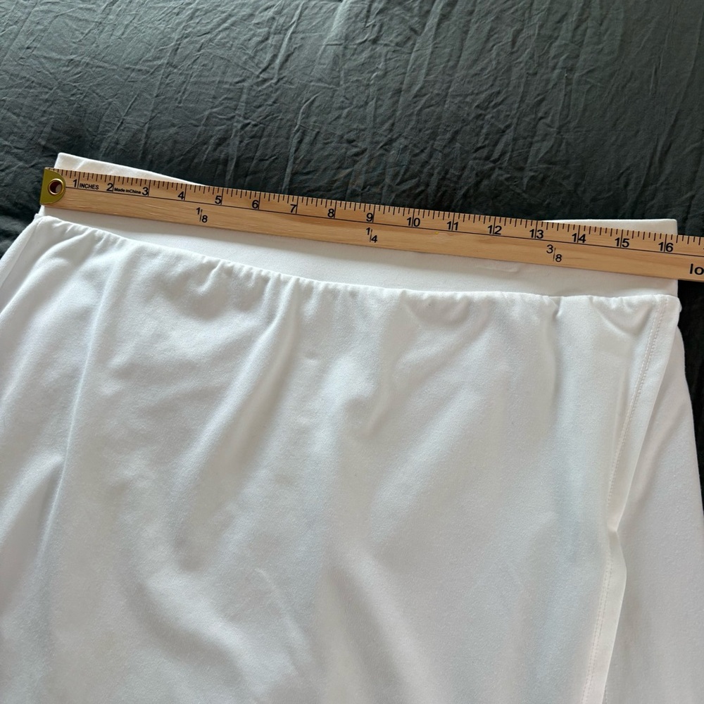 Zelos White Tennis Skort with Heathered Gray Shorts. Size Large. - Picture 8 of 9